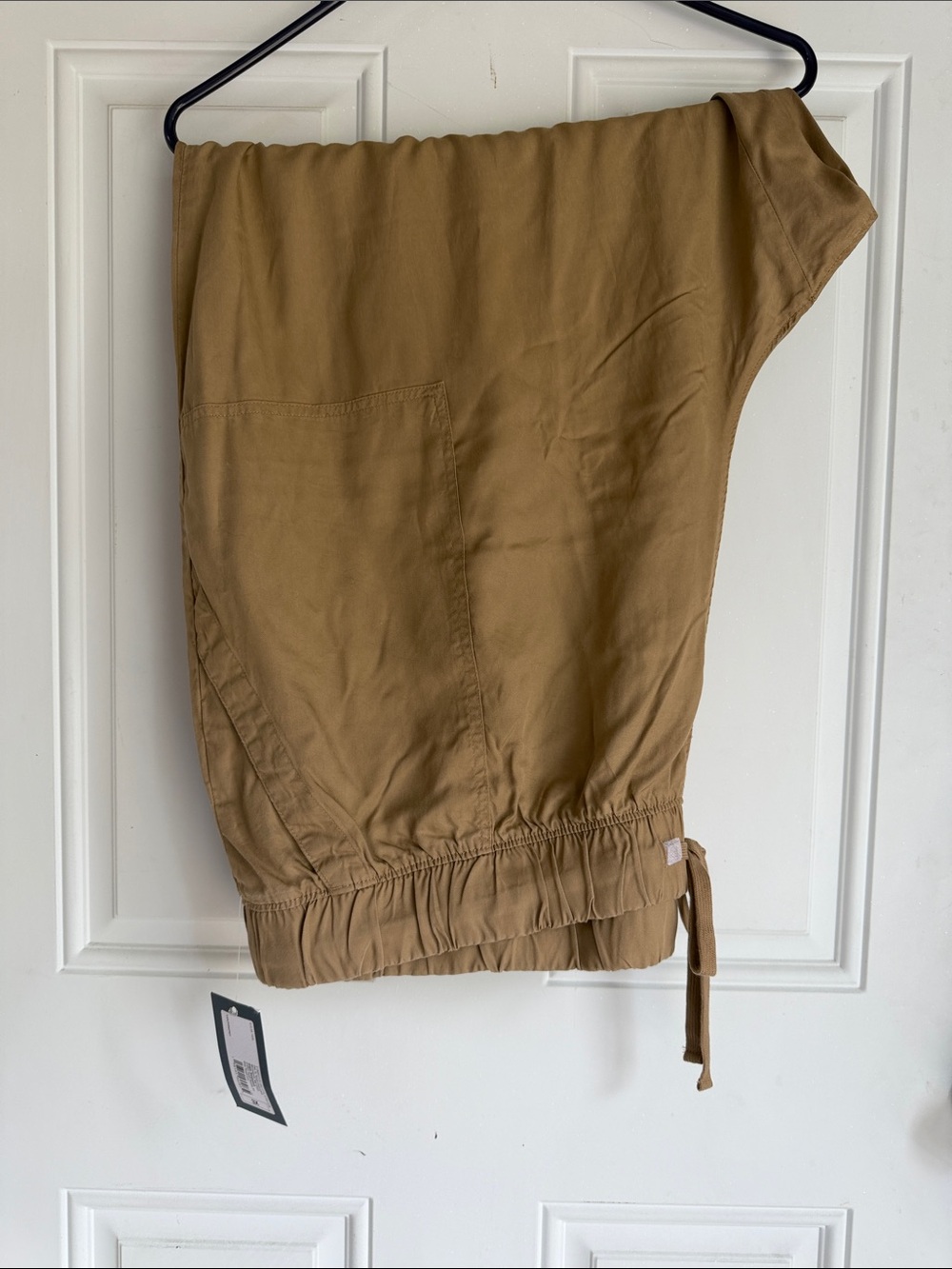 Women's Drawstring high rise joggers in Tan